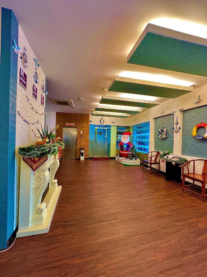 New World Express Motel Бинтулу Екстериор снимка